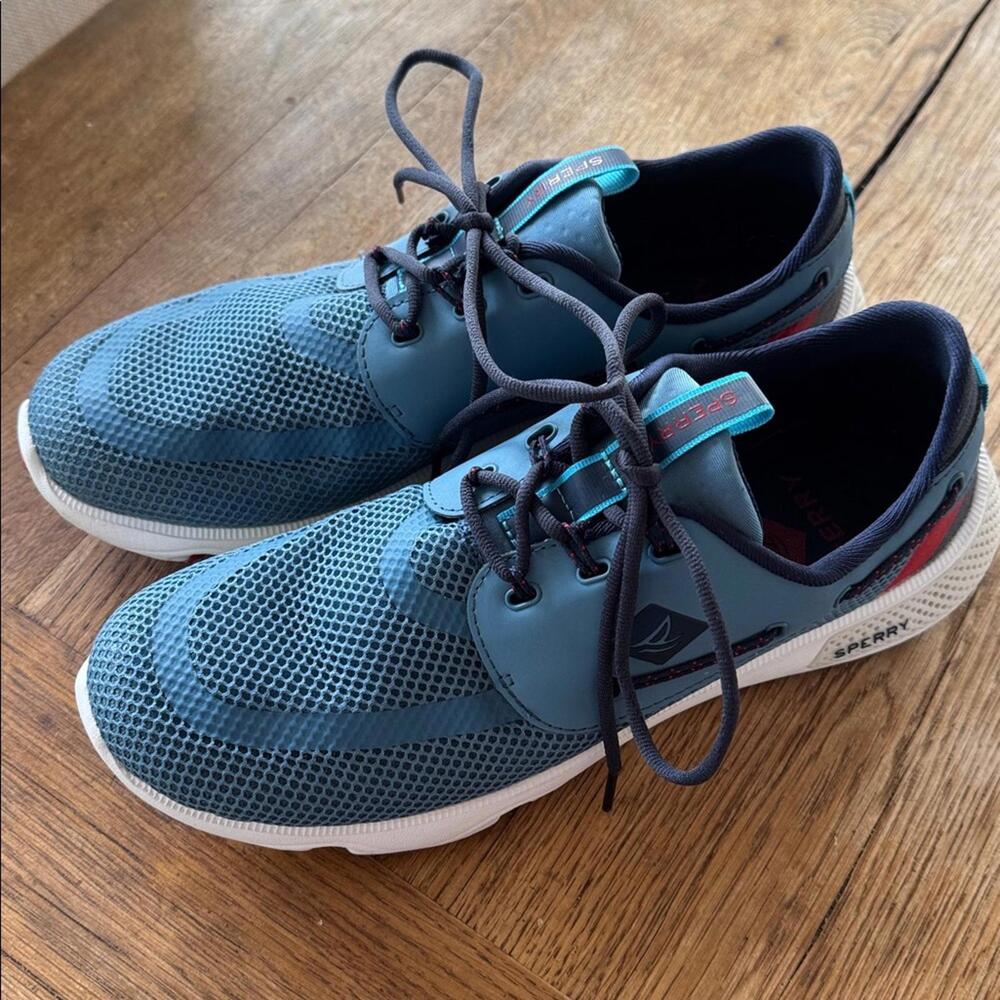 Sperry Men's 9.5 Seas 3-Eye Blue Sneakers